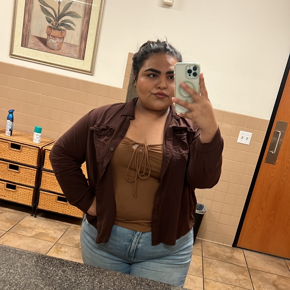 Meet your Posher, Victoria